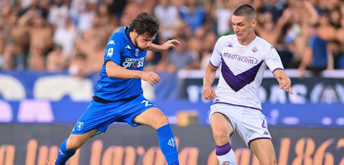 赛放在美国 赛放在美国