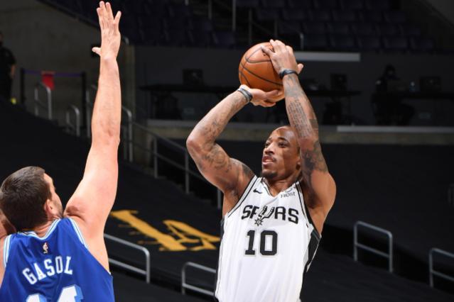 人到球到 人到球到