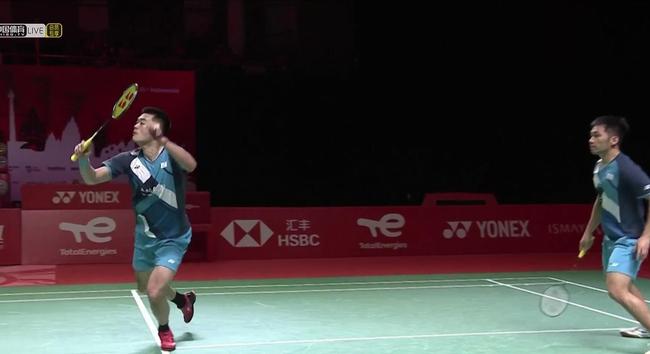 赛季初与大 赛季初与大